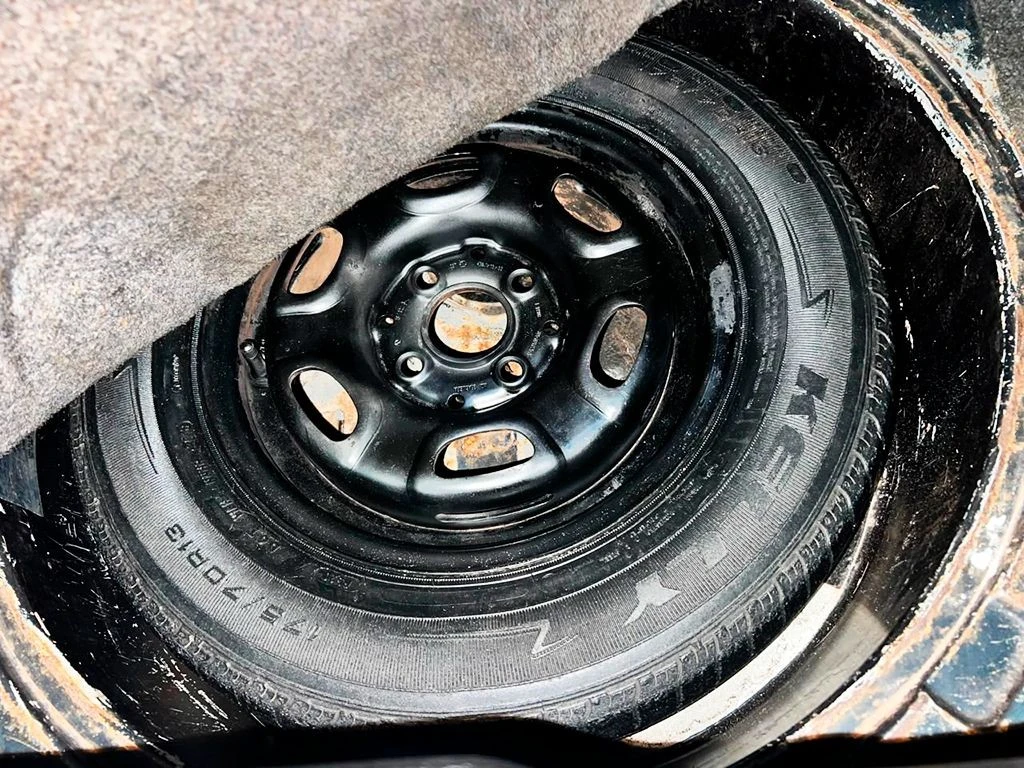 VOLKSWAGEN GOL