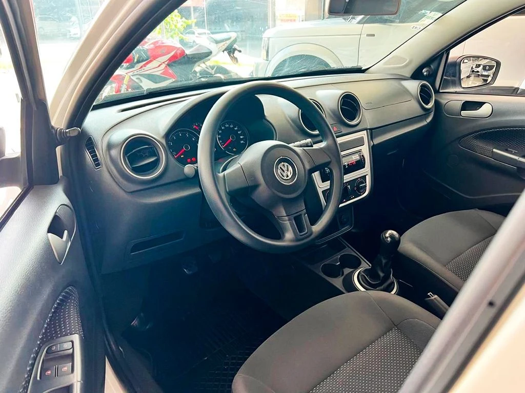 VOLKSWAGEN GOL