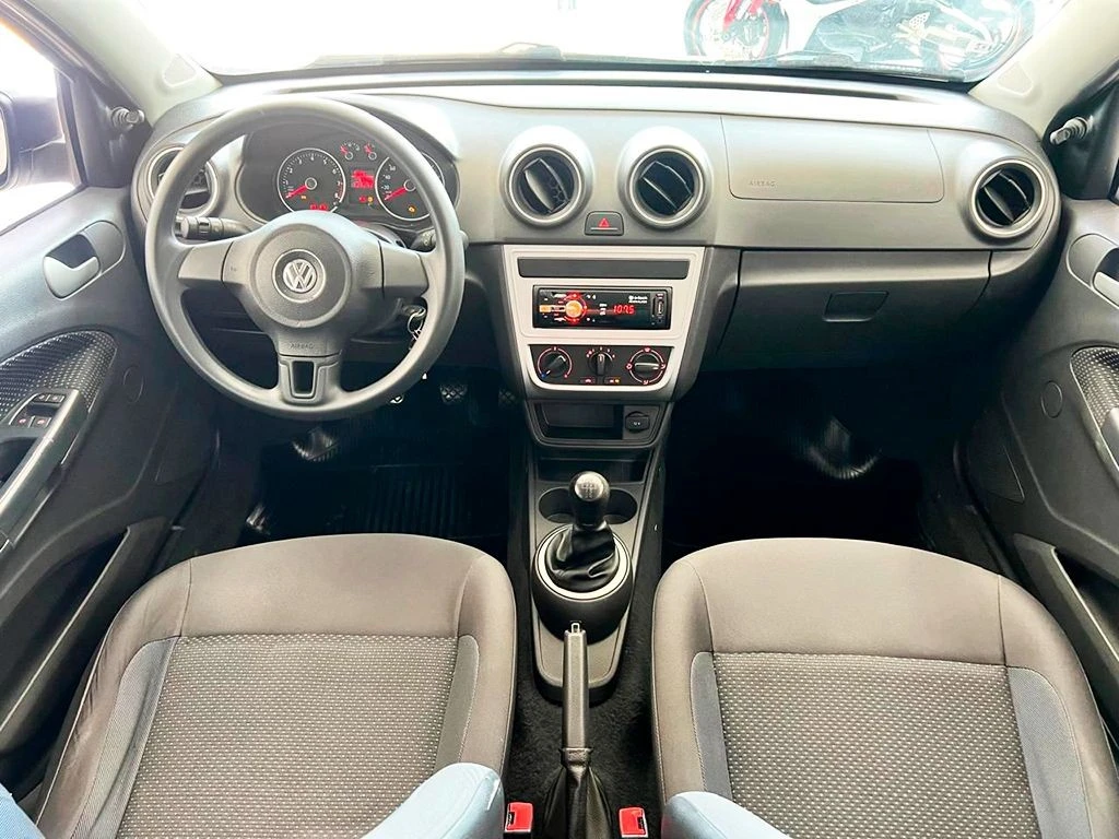 VOLKSWAGEN GOL