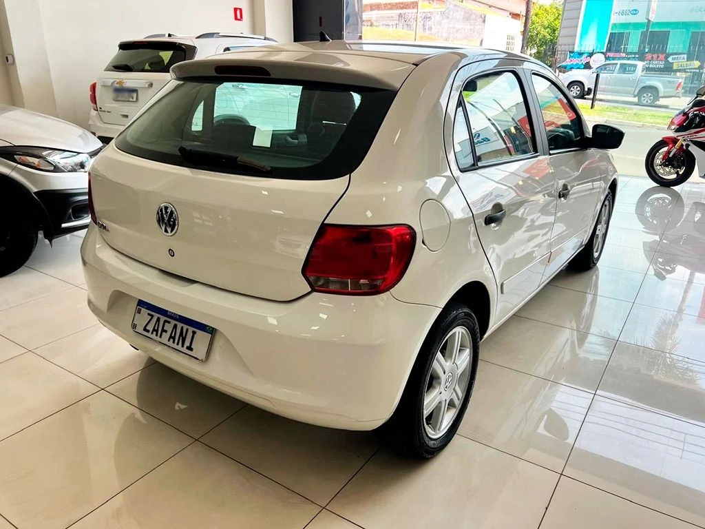 VOLKSWAGEN GOL