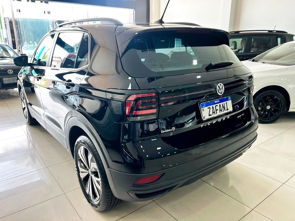 VOLKSWAGEN T-CROSS