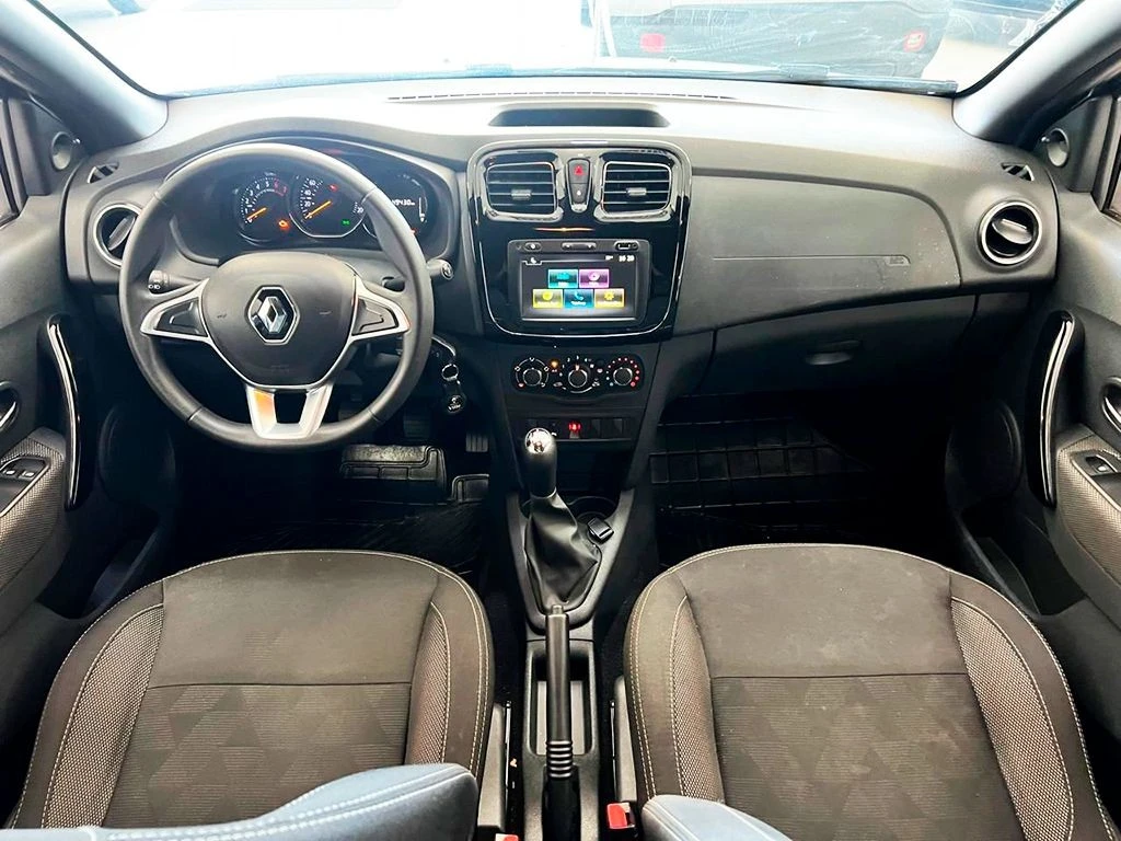 RENAULT SANDERO