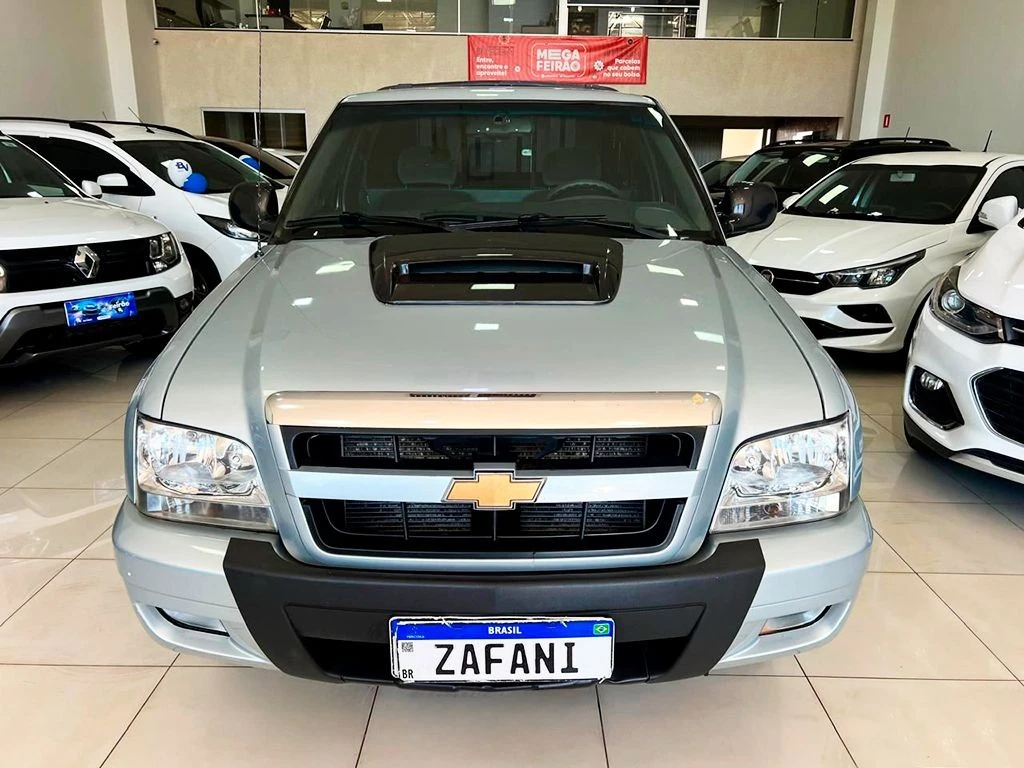 CHEVROLET S10