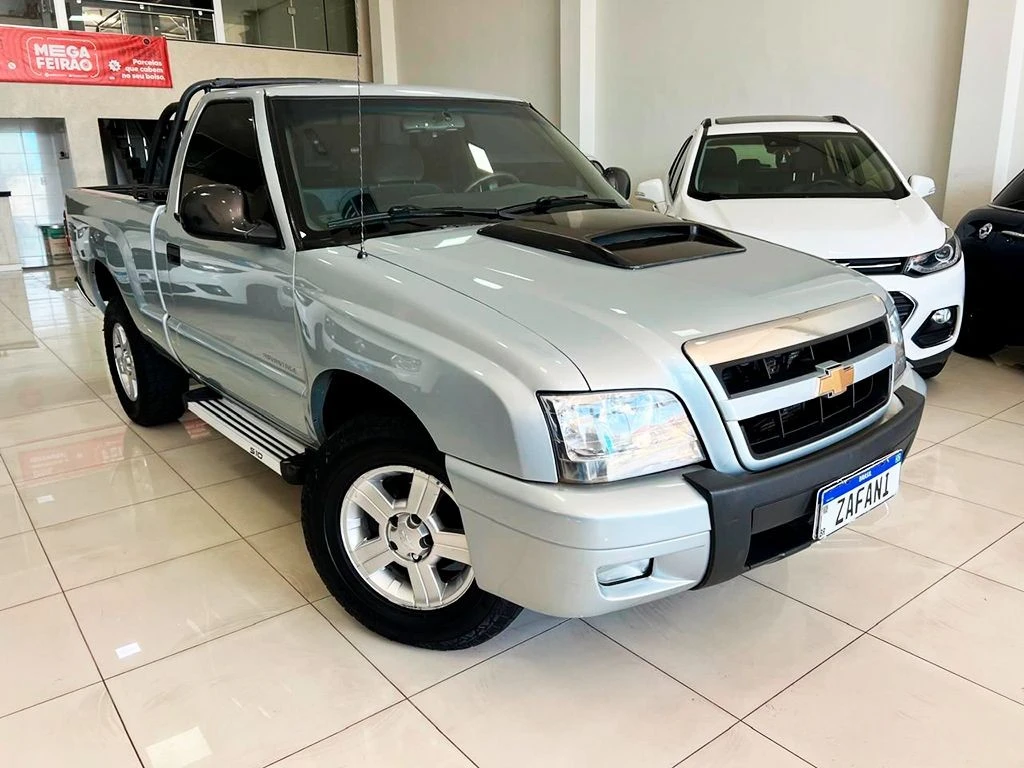 CHEVROLET S10