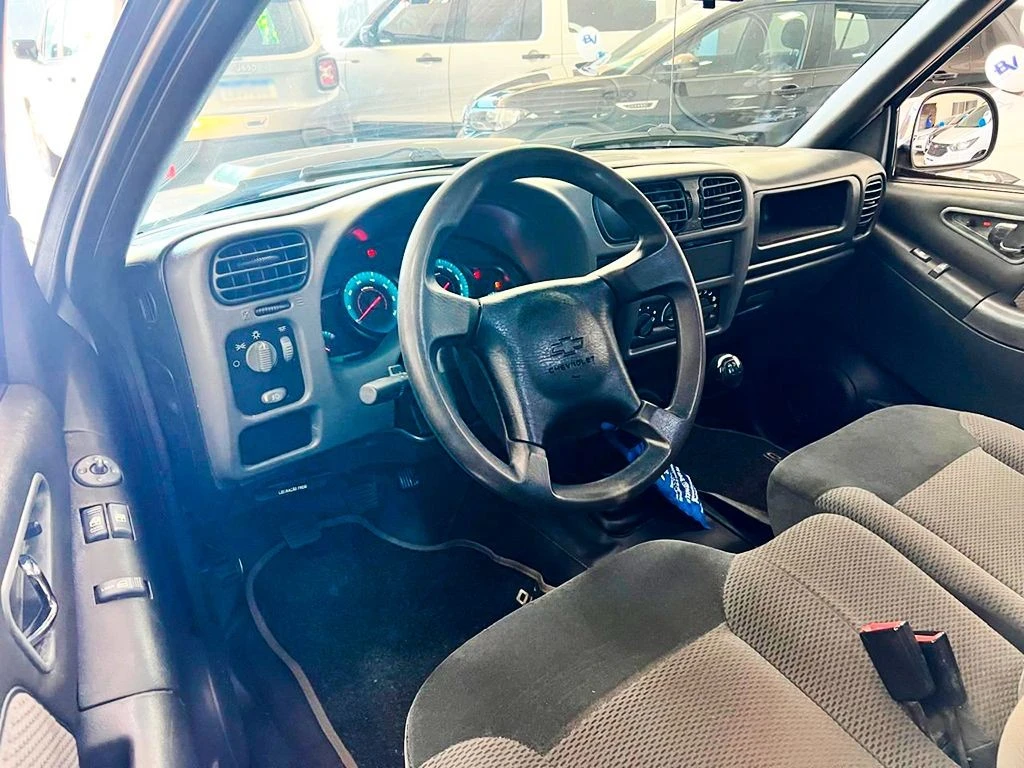 CHEVROLET S10