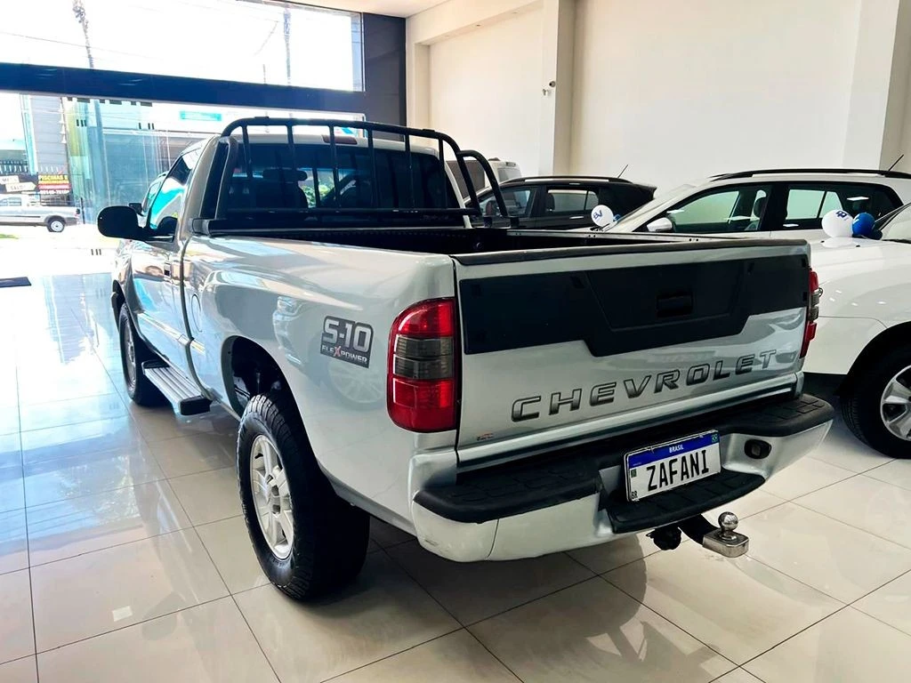 CHEVROLET S10