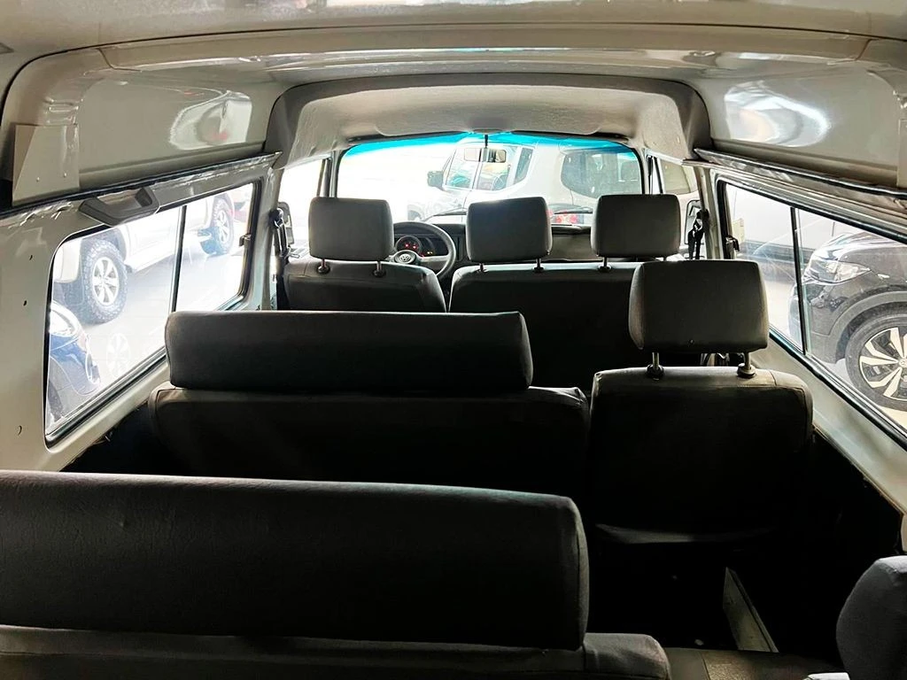 VOLKSWAGEN KOMBI