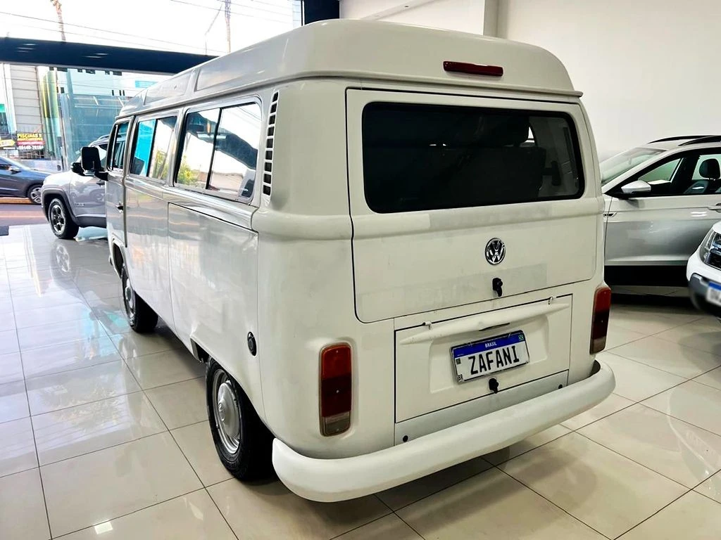 VOLKSWAGEN KOMBI
