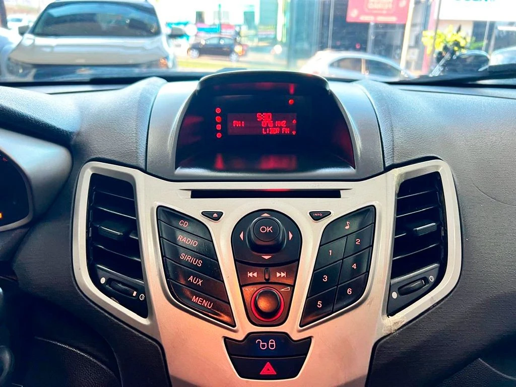 FORD FIESTA