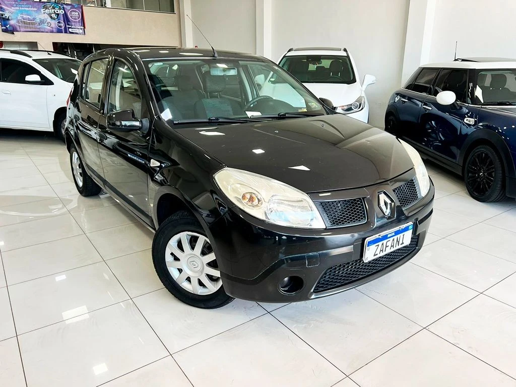 RENAULT SANDERO