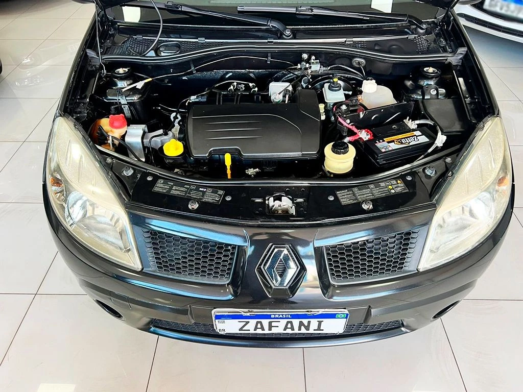 RENAULT SANDERO