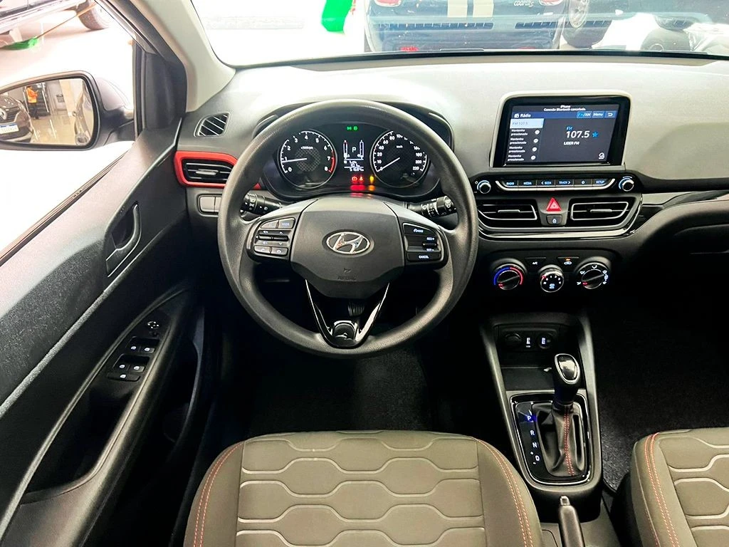 HYUNDAI HB20X