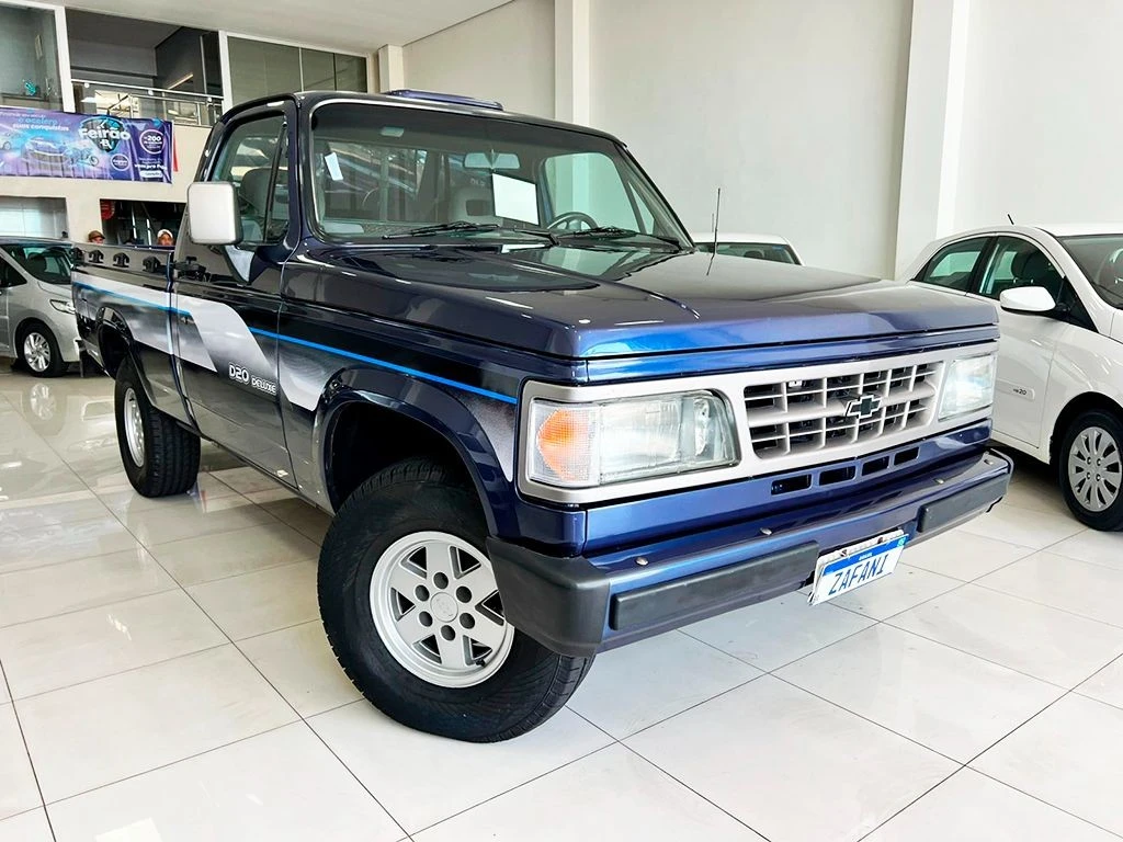CHEVROLET D20