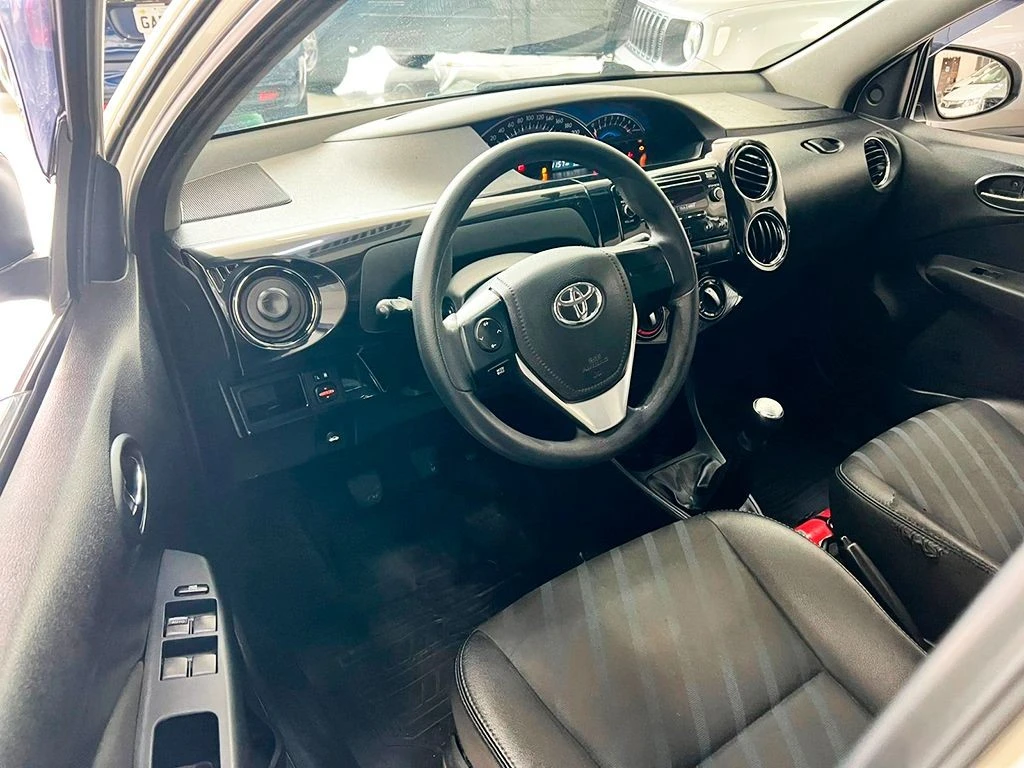 TOYOTA ETIOS