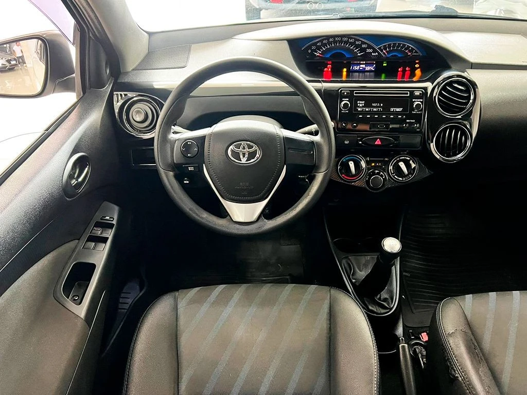 TOYOTA ETIOS