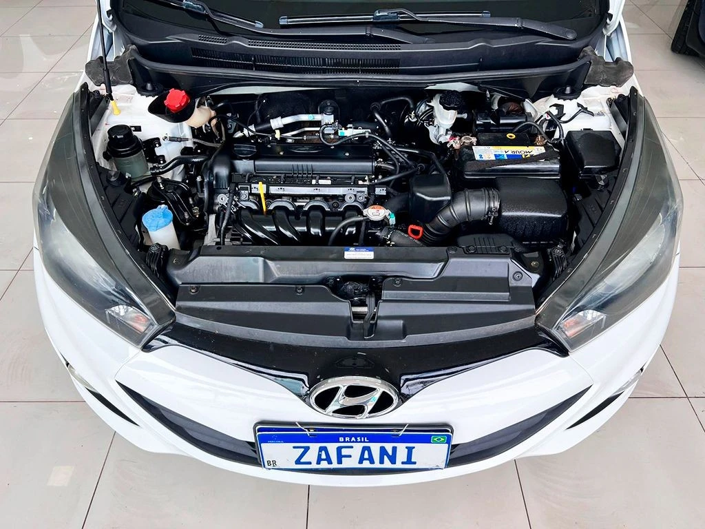 HYUNDAI HB20S