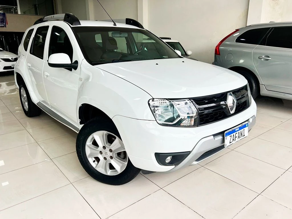 RENAULT DUSTER