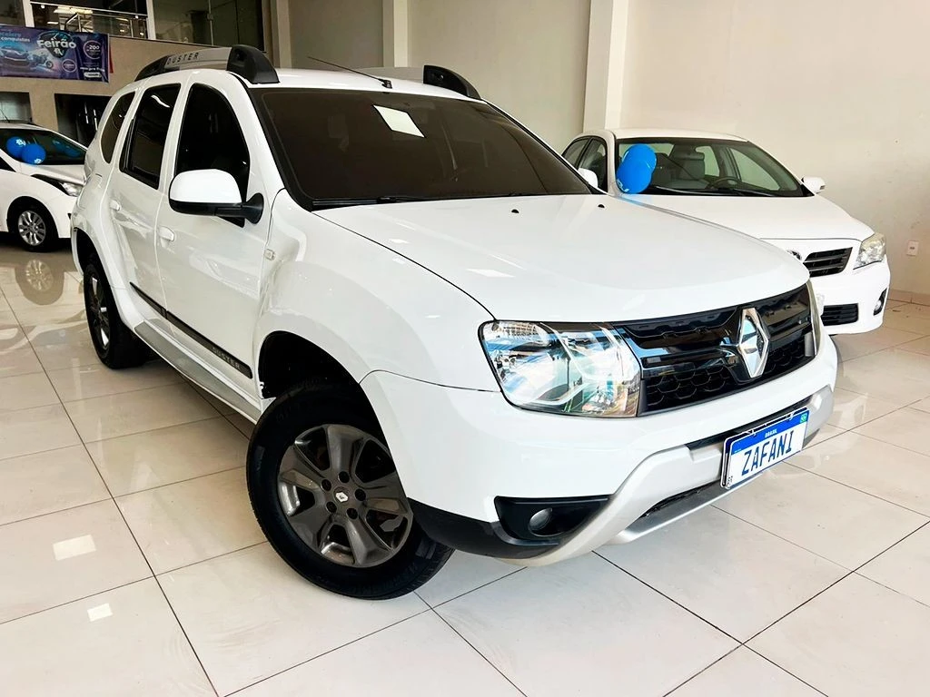 RENAULT DUSTER