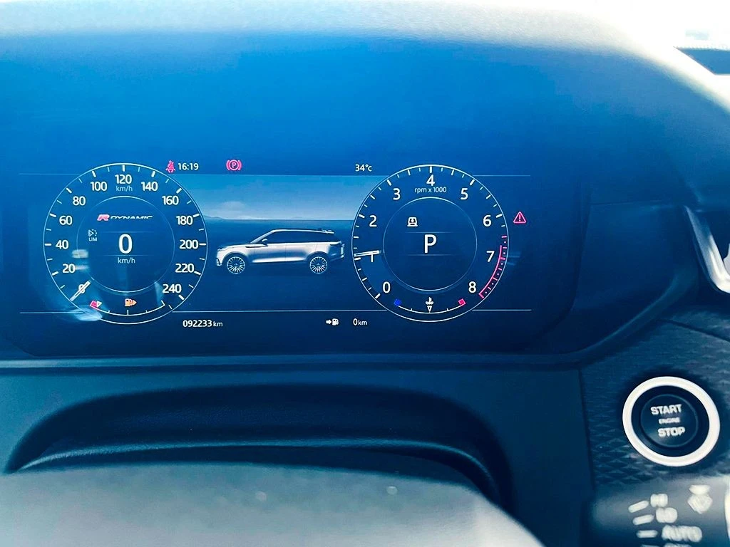 LAND ROVER RANGE ROVER VELAR