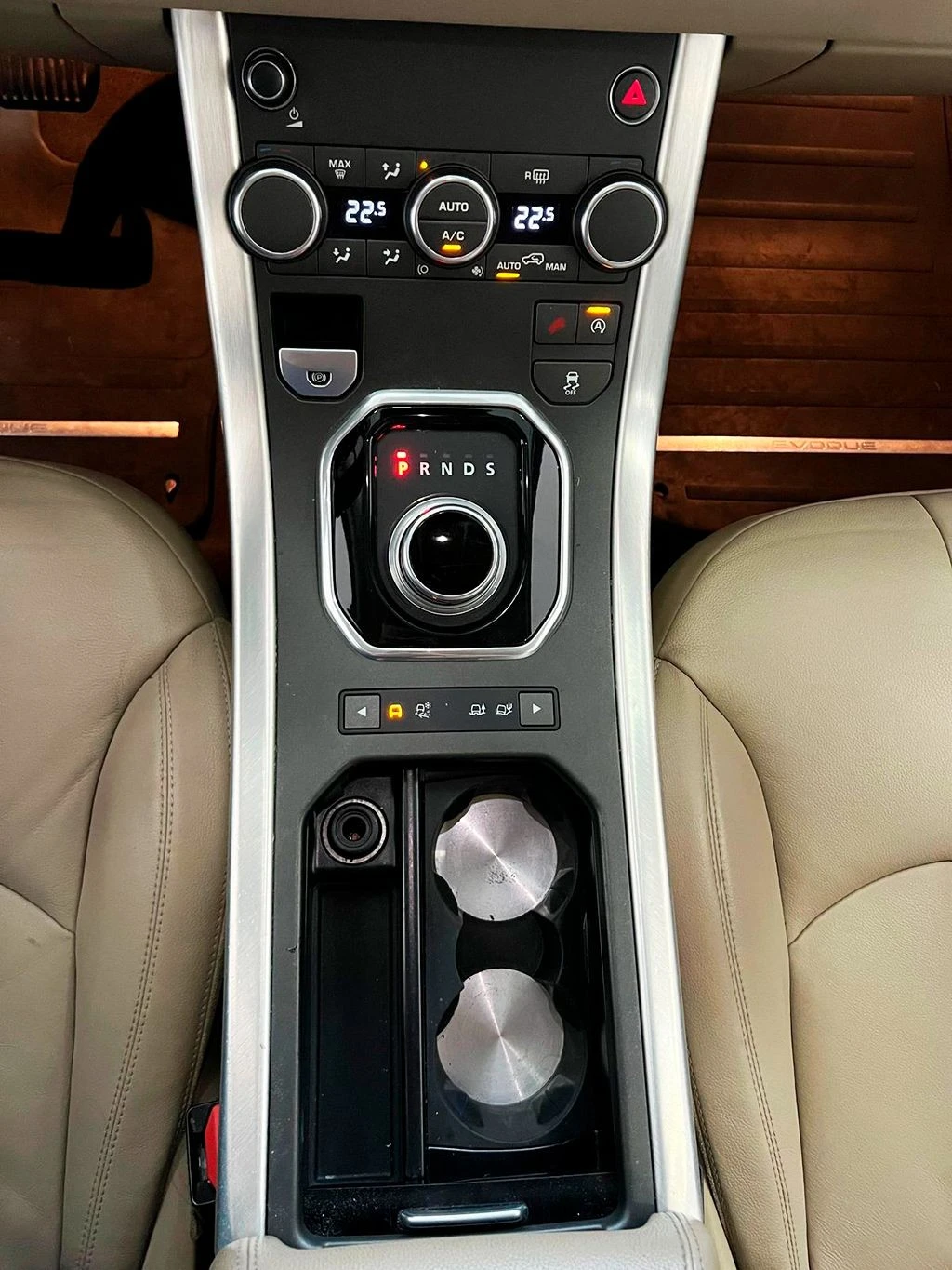 LAND ROVER RANGE ROVER EVOQUE