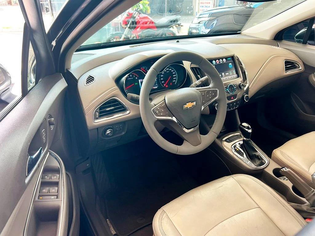 CHEVROLET CRUZE