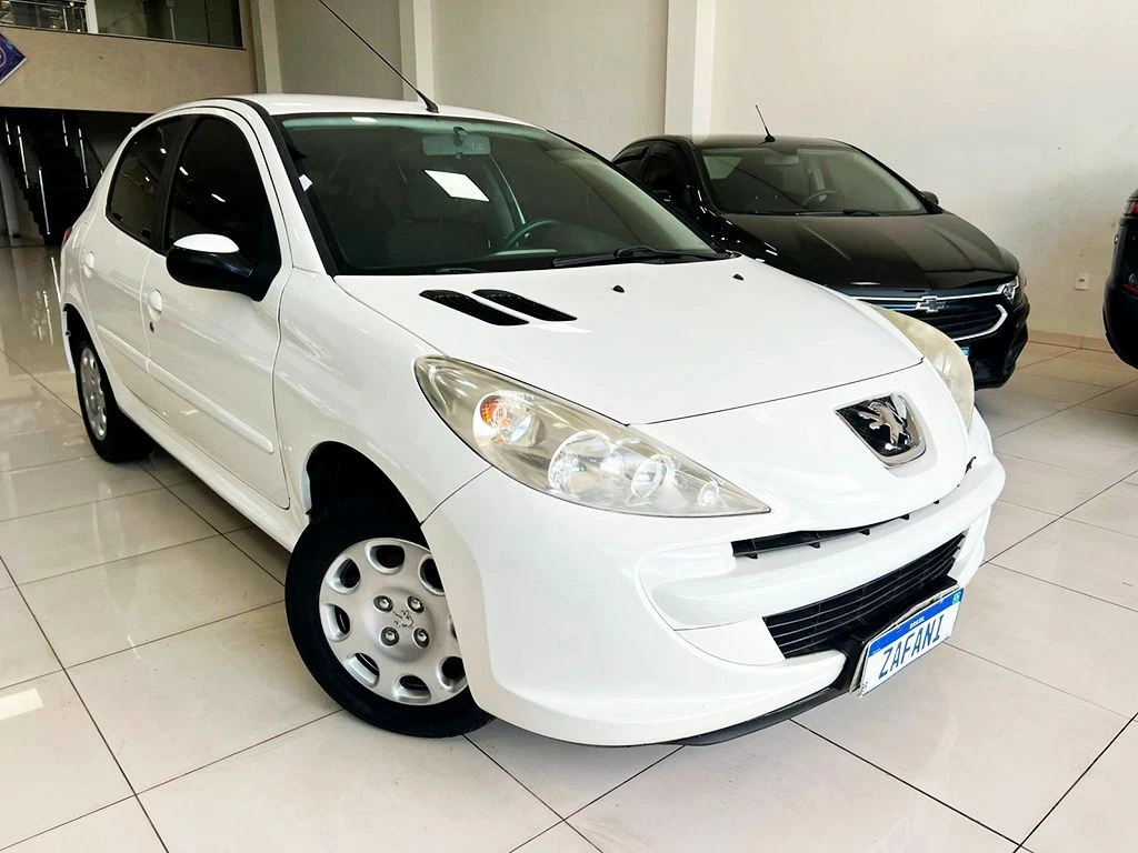 PEUGEOT 207