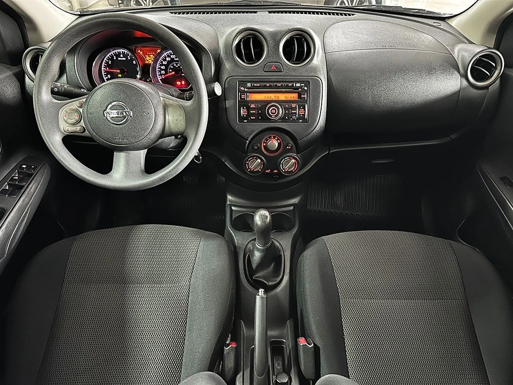 NISSAN VERSA