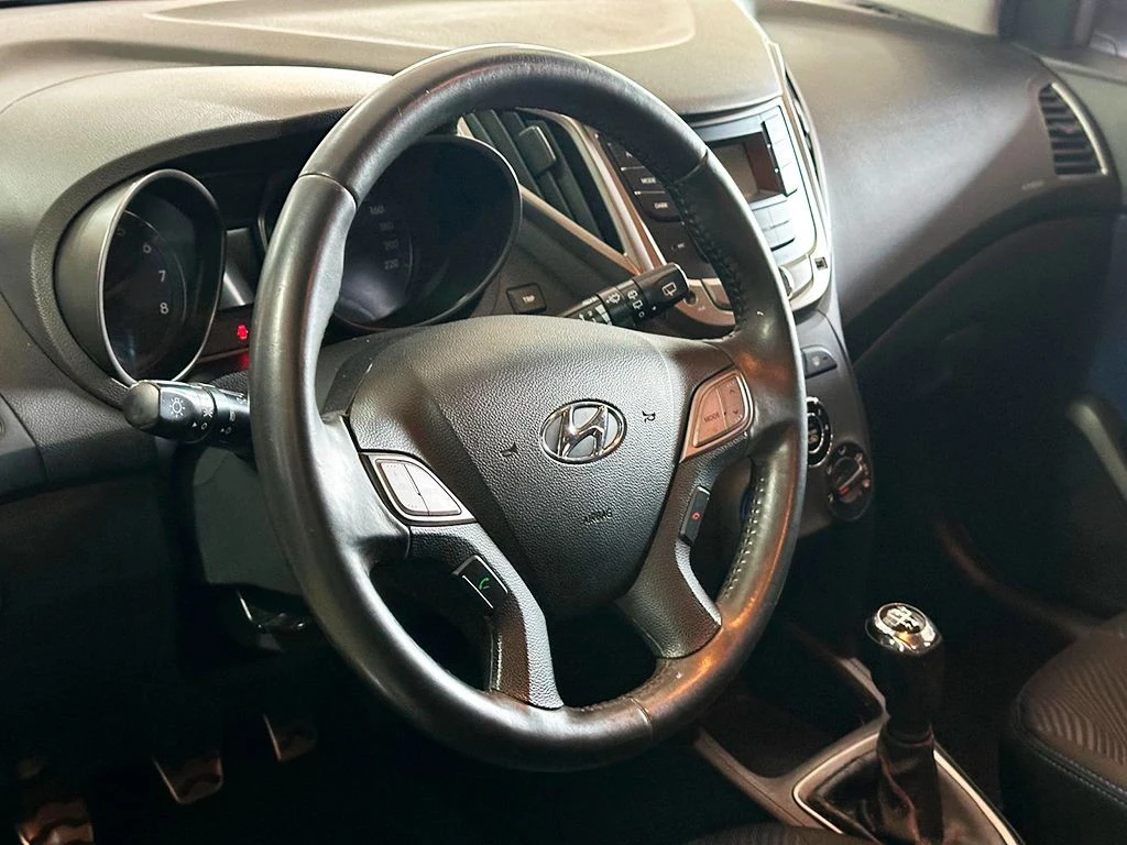 HYUNDAI HB20X