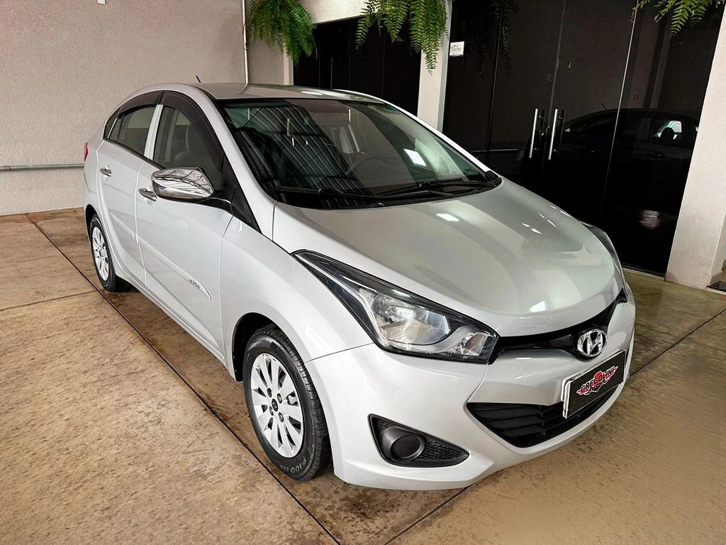 HYUNDAI HB20S