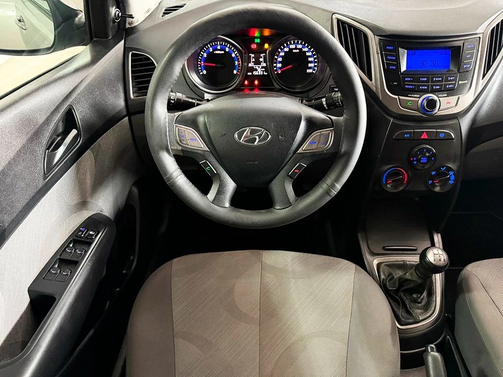 HYUNDAI HB20S