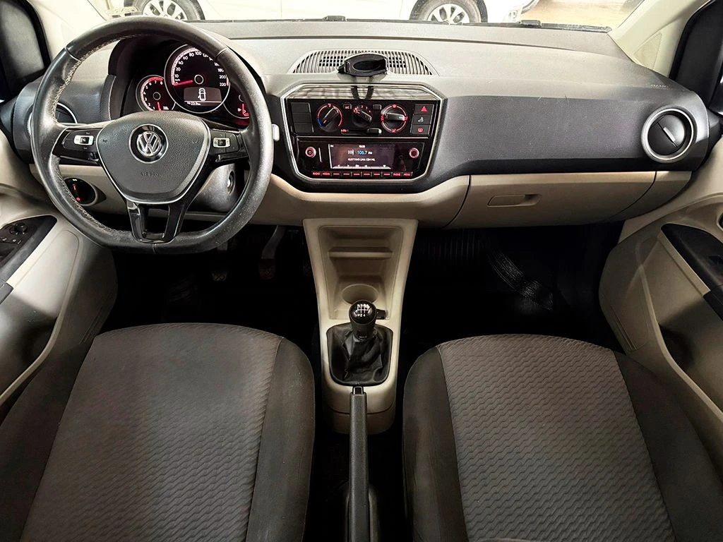 VOLKSWAGEN UP