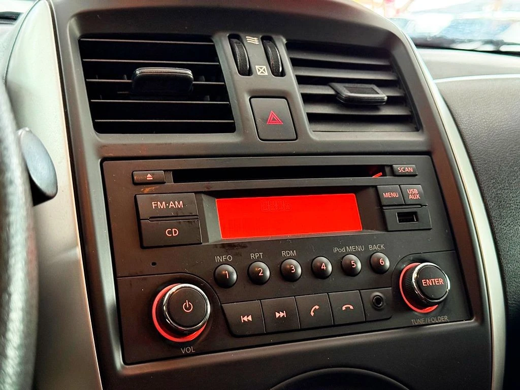NISSAN VERSA