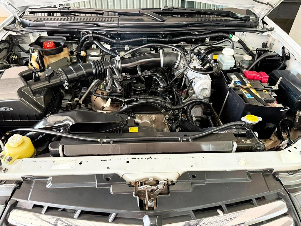 MITSUBISHI L200 TRITON