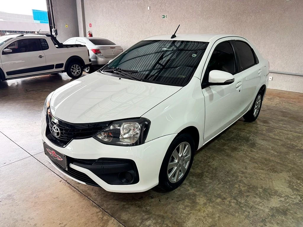 TOYOTA ETIOS