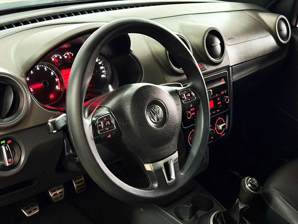 VOLKSWAGEN SAVEIRO
