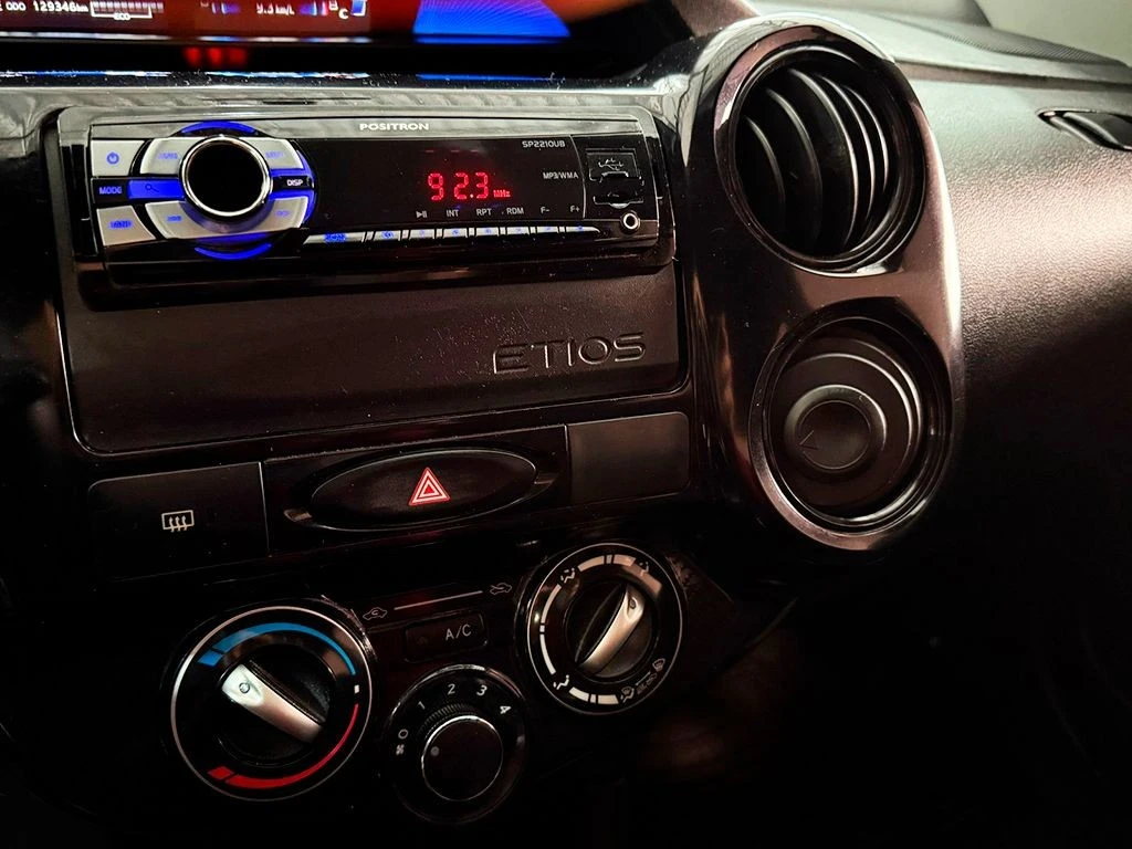TOYOTA ETIOS