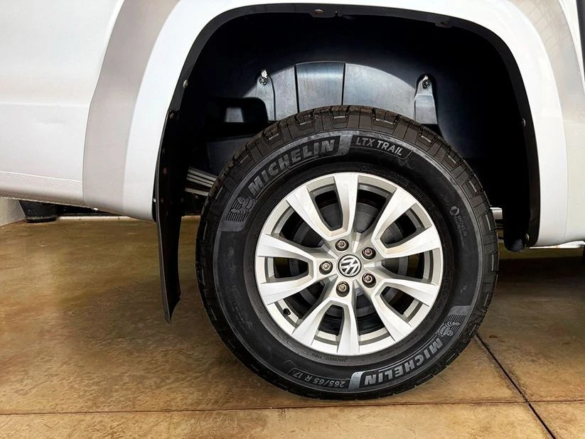 VOLKSWAGEN AMAROK