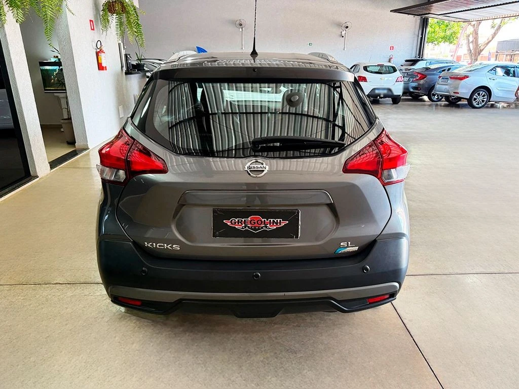 NISSAN KICKS