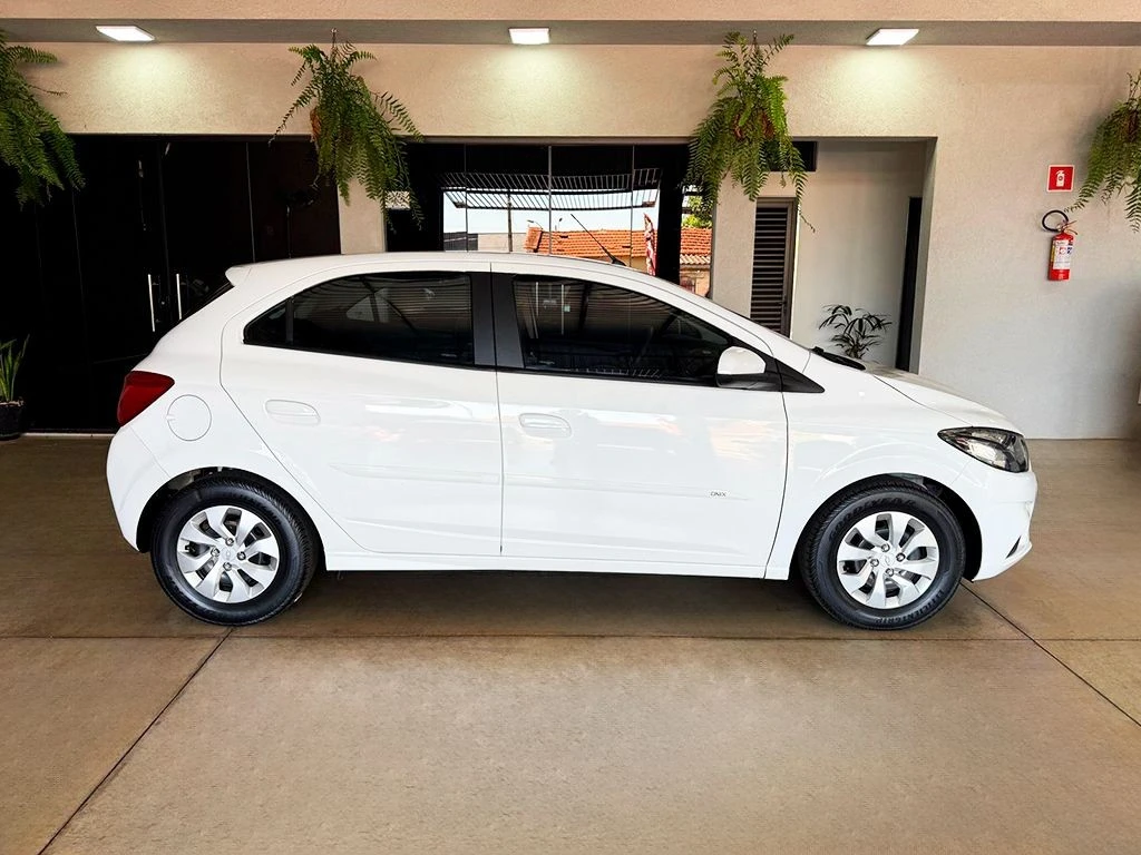 CHEVROLET ONIX