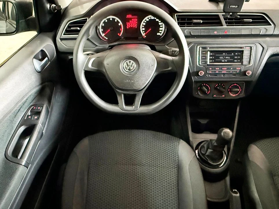 VOLKSWAGEN GOL