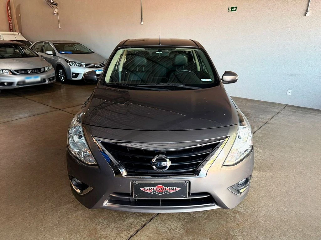 NISSAN VERSA