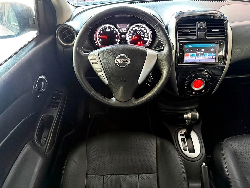 NISSAN VERSA