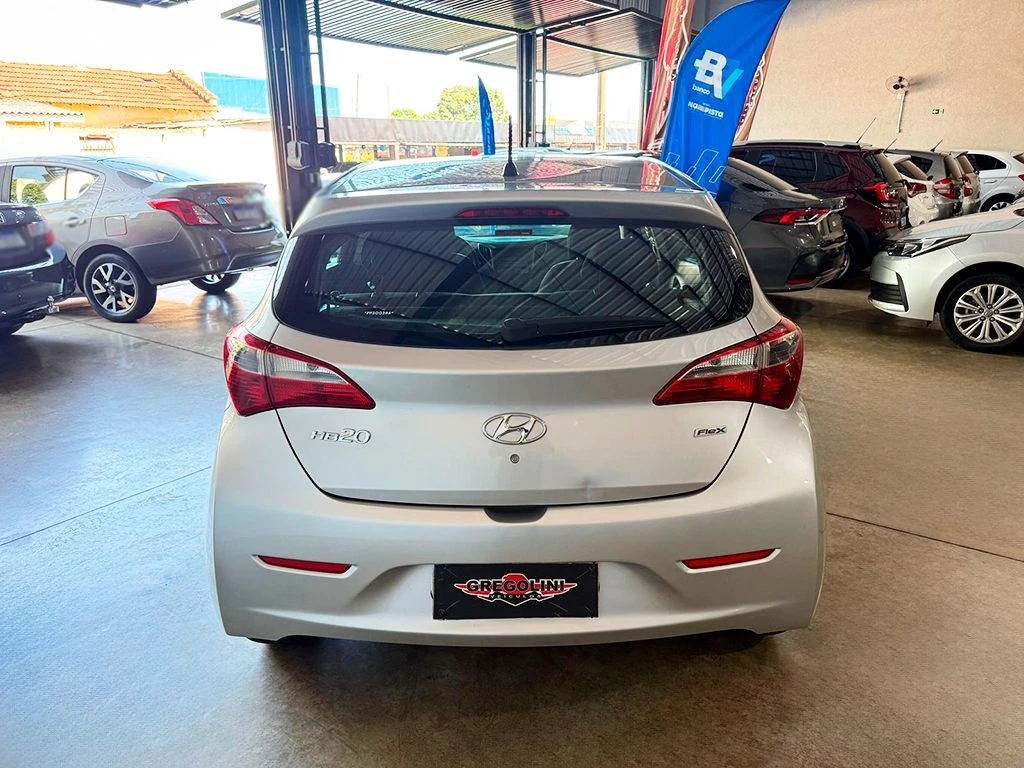 HYUNDAI HB20