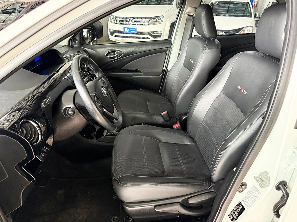 TOYOTA ETIOS
