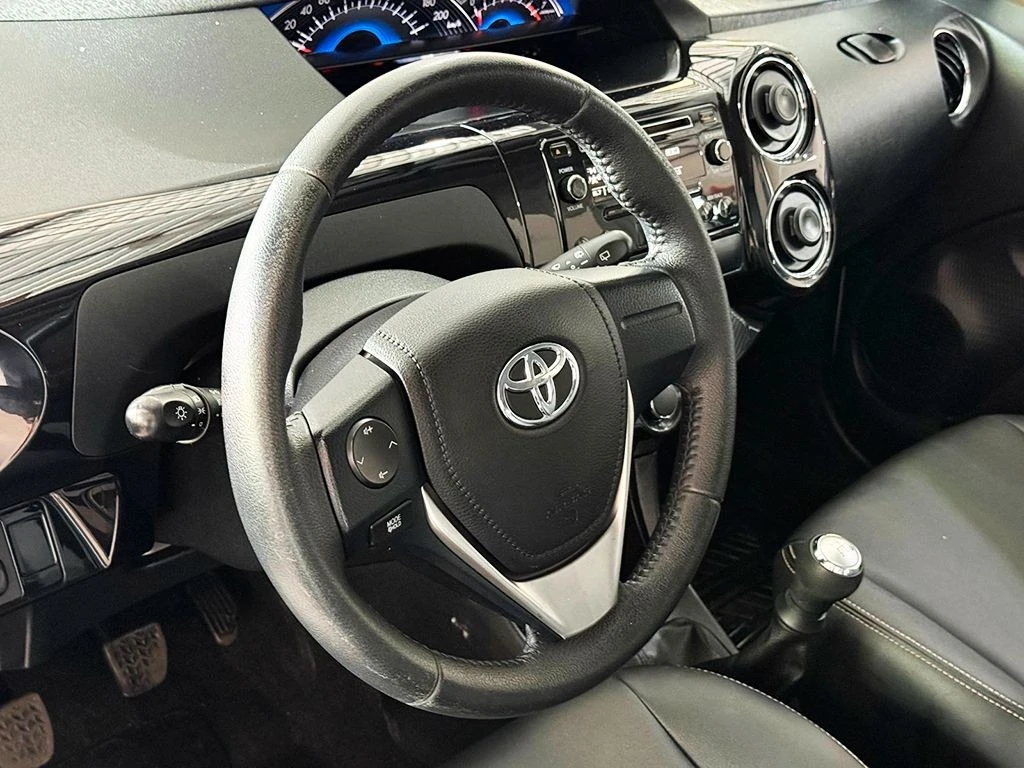 TOYOTA ETIOS