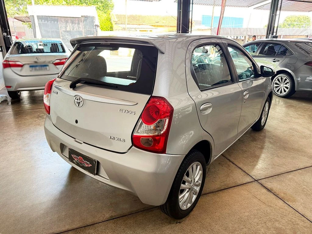 TOYOTA ETIOS