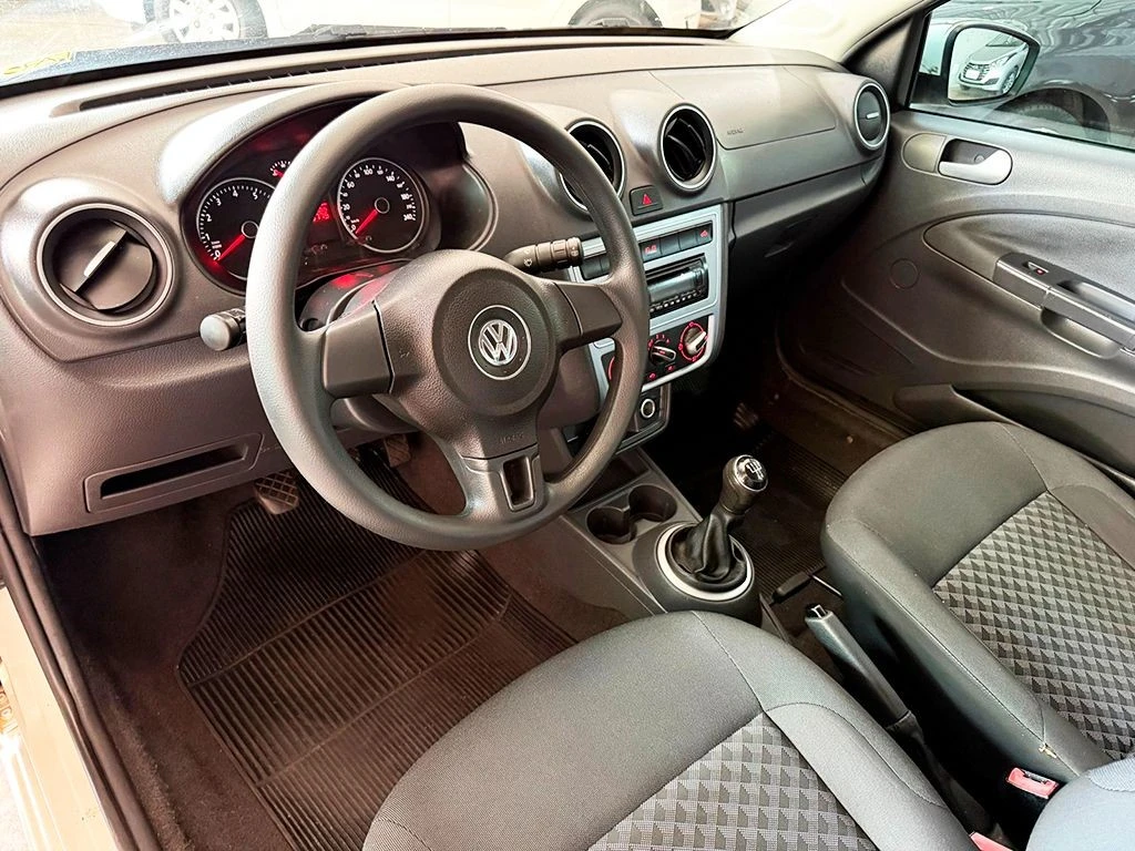 VOLKSWAGEN SAVEIRO
