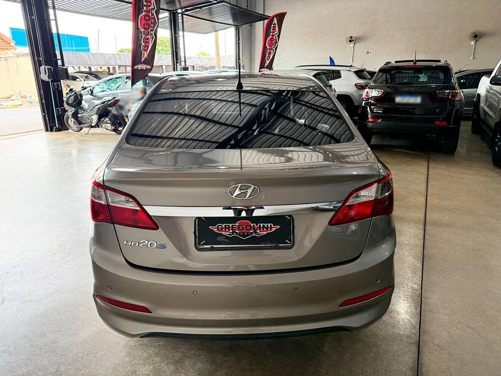 HYUNDAI HB20S