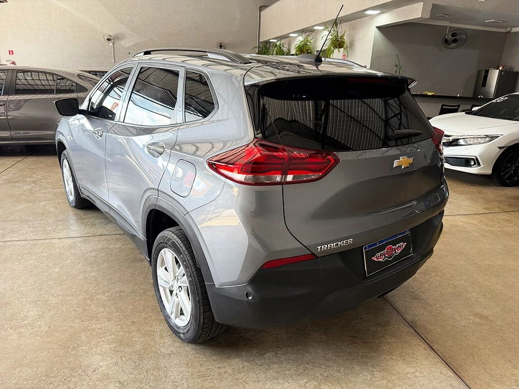 CHEVROLET TRACKER