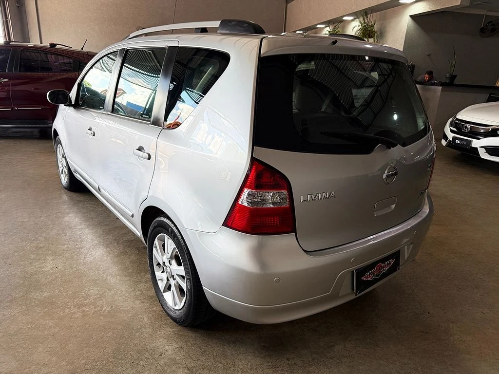 NISSAN LIVINA